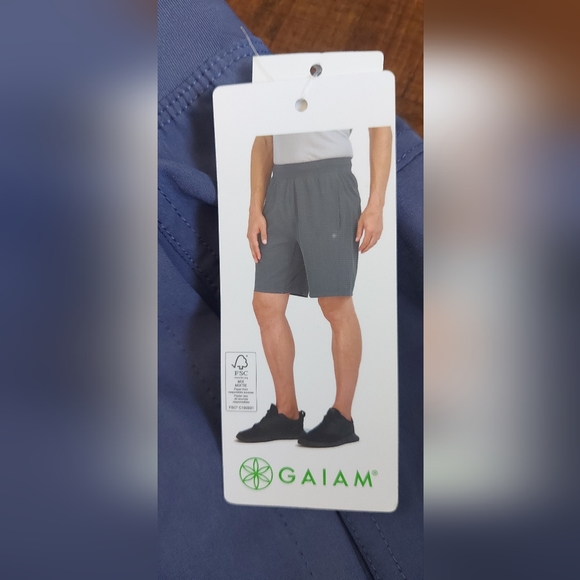 3/$20 Short - Picture 9 of 10